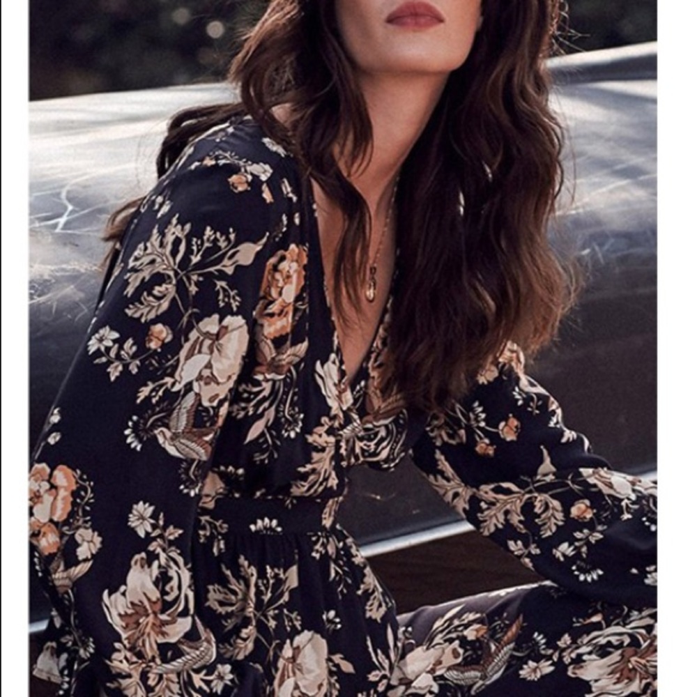 Boho Magpie Floral Top - Picture 4 of 6